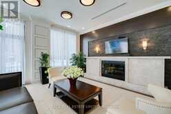 311 - 35 SARANAC BOULEVARD Toronto