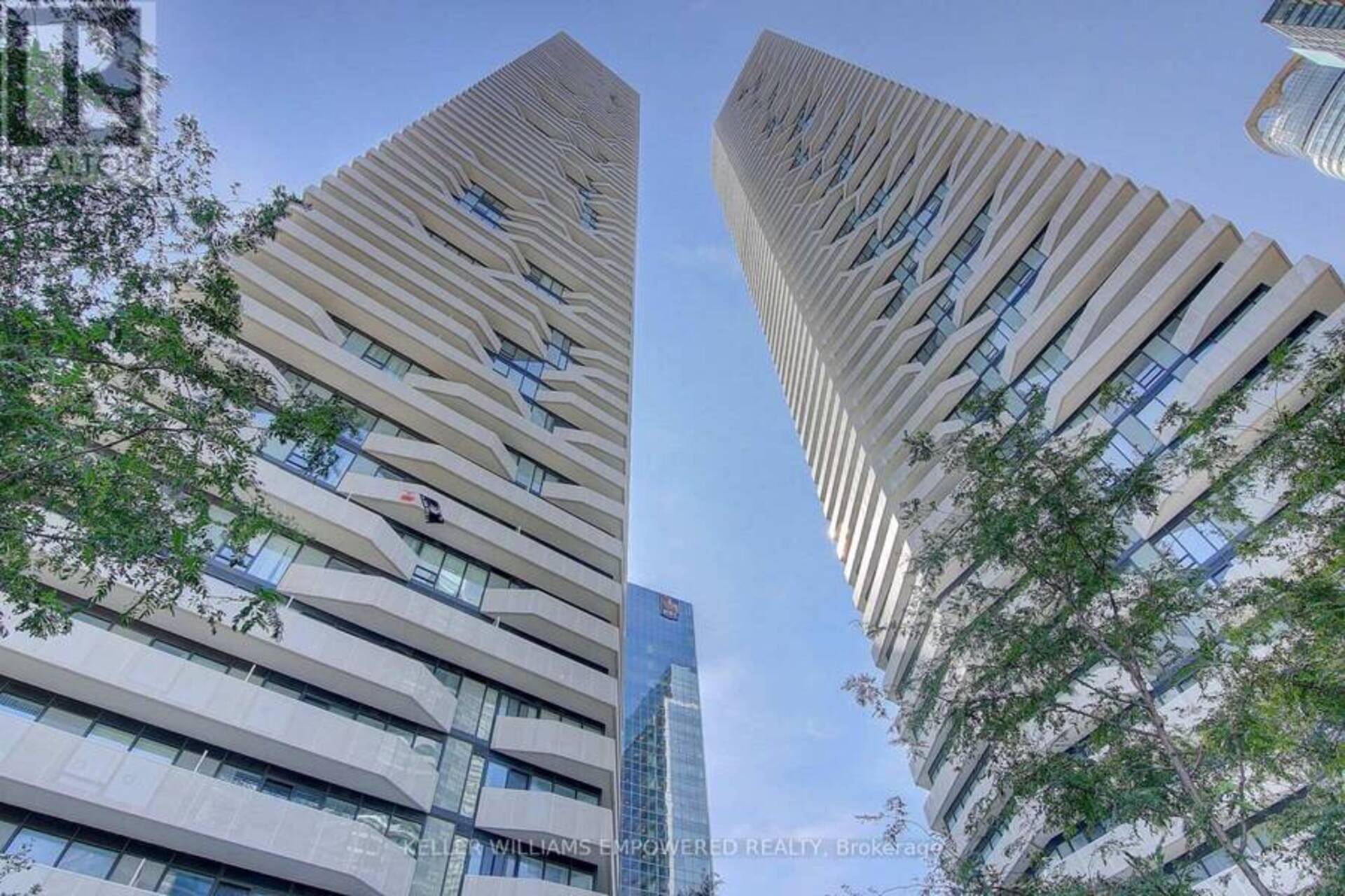 1610 - 100 HARBOUR STREET Toronto