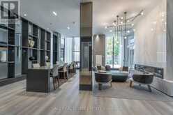 703 - 250 LAWRENCE AVENUE W Toronto