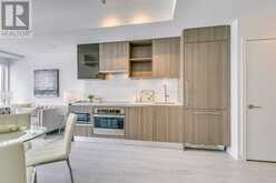 805 - 405 DUNDAS STREET W Oakville