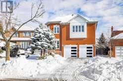 82 DEVONSLEIGH BOULEVARD Richmond Hill