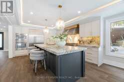 1298 BUNSDEN AVENUE Mississauga