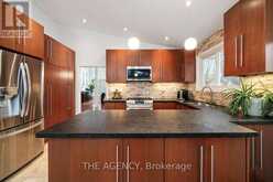 11 BAYHAMPTON COURT Toronto