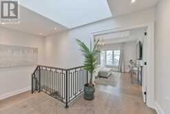 39 AMSTERDAM AVENUE Toronto