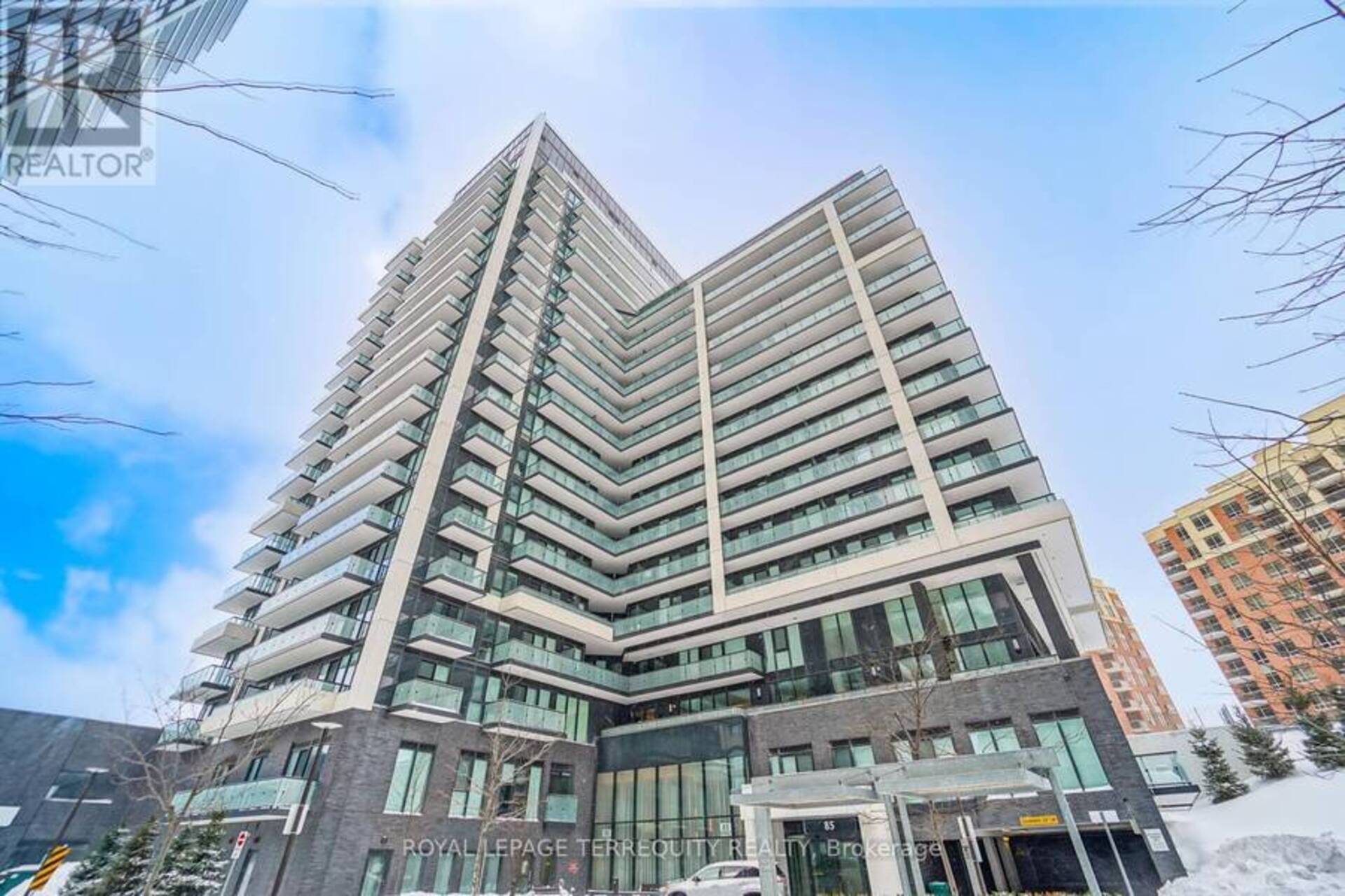 302 - 85 ONEIDA CRESCENT Richmond Hill