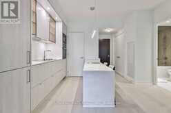 1509 - 11 YORKVILLE AVENUE Toronto