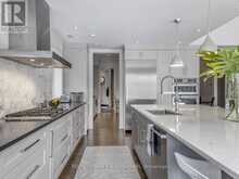 38 HI MOUNT DRIVE Toronto