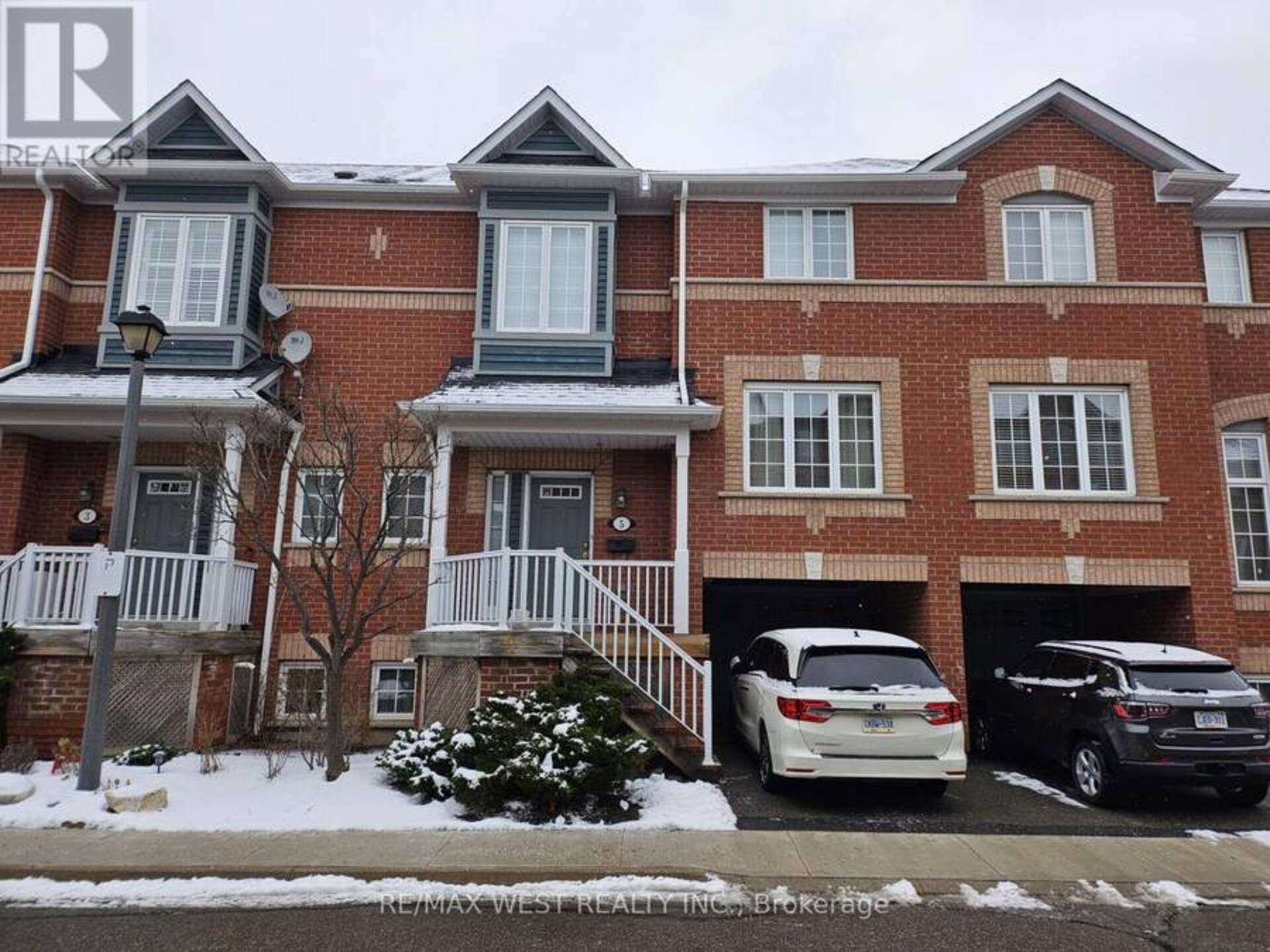 5 - 5031 EAST MILL ROAD Mississauga