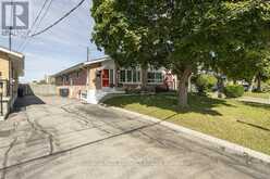 2 AILSA CRAIG COURT Toronto