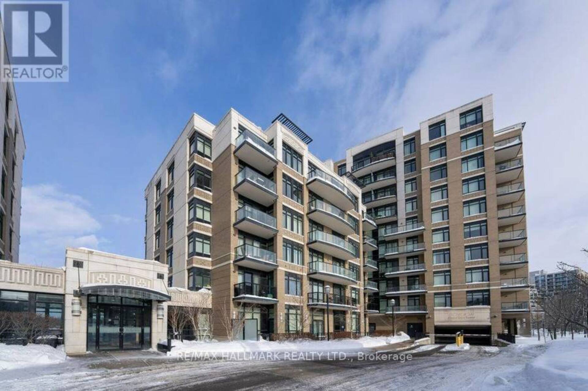 803 - 131 UPPER DUKE CRESCENT Markham