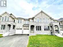 97 KENNETH ROGERS CRESCENT East Gwillimbury