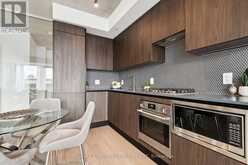 423 - 2720 DUNDAS STREET W Toronto