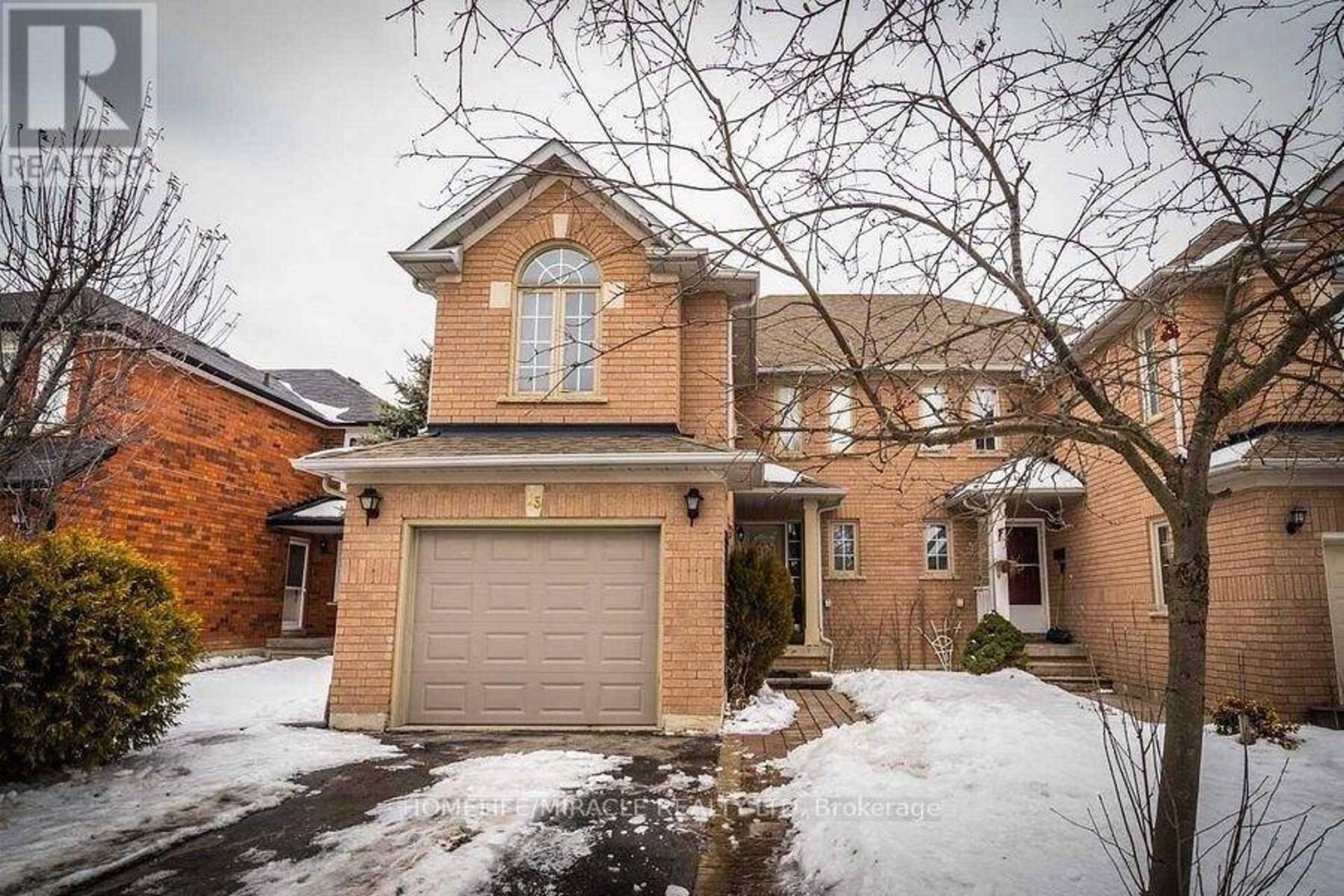 15 PALMOLIVE STREET Brampton