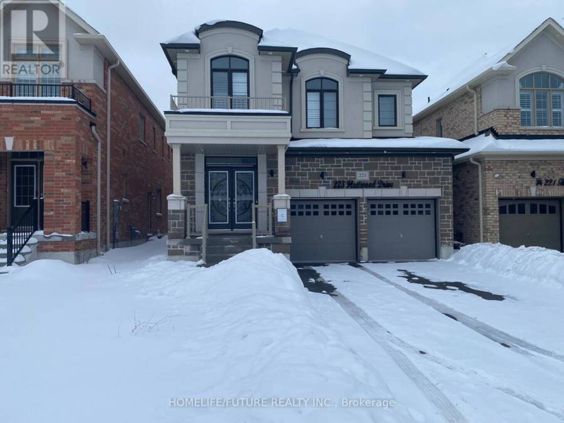 223 FLEETWOOD DRIVE Oshawa