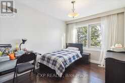 858 TRINITY ROAD S Hamilton