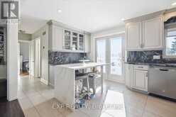 858 TRINITY ROAD S Hamilton