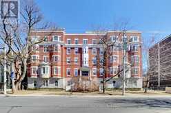 TH3 - 385 BRUNSWICK AVENUE Toronto