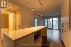 2403 - 88 HARBOUR STREET Toronto