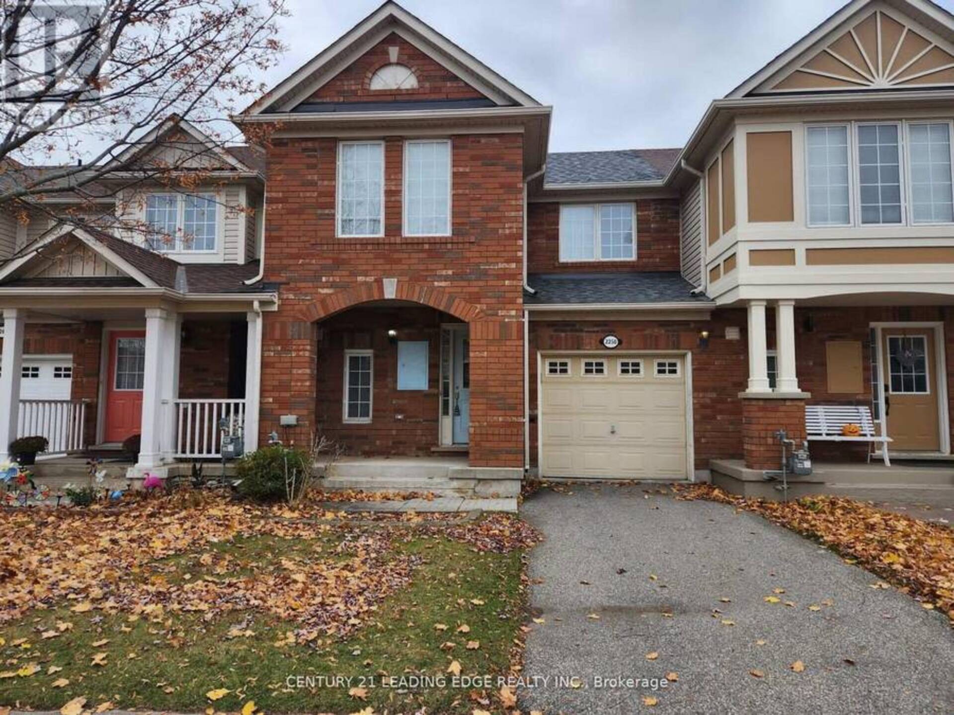 2250 BARONWOOD DRIVE Oakville