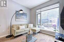 TH-105 - 2560 EGLINTON AVENUE W Mississauga