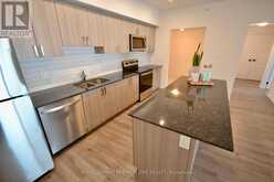 512 - 15 KNEESHAW DRIVE Barrie