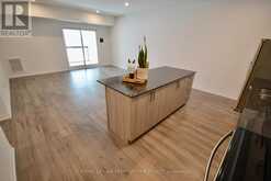 512 - 15 KNEESHAW DRIVE Barrie