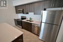 207 - 15 KNEESHAW DRIVE Barrie