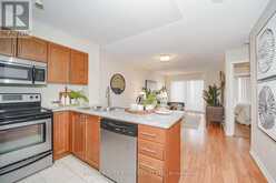 425 - 18 HARDING BOULEVARD Richmond Hill