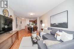 425 - 18 HARDING BOULEVARD Richmond Hill