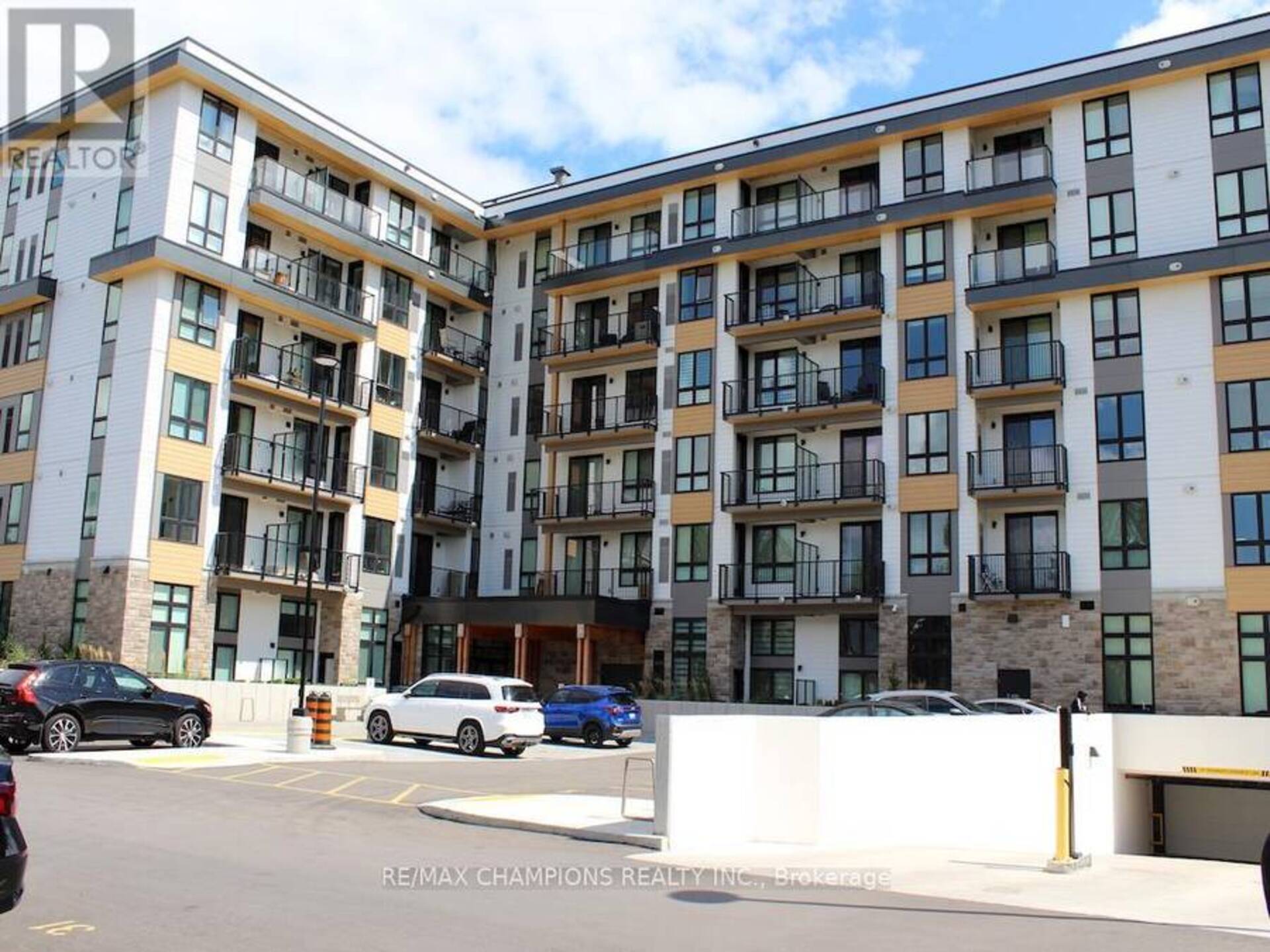 302 - 101 GOLDEN EAGLE ROAD Waterloo