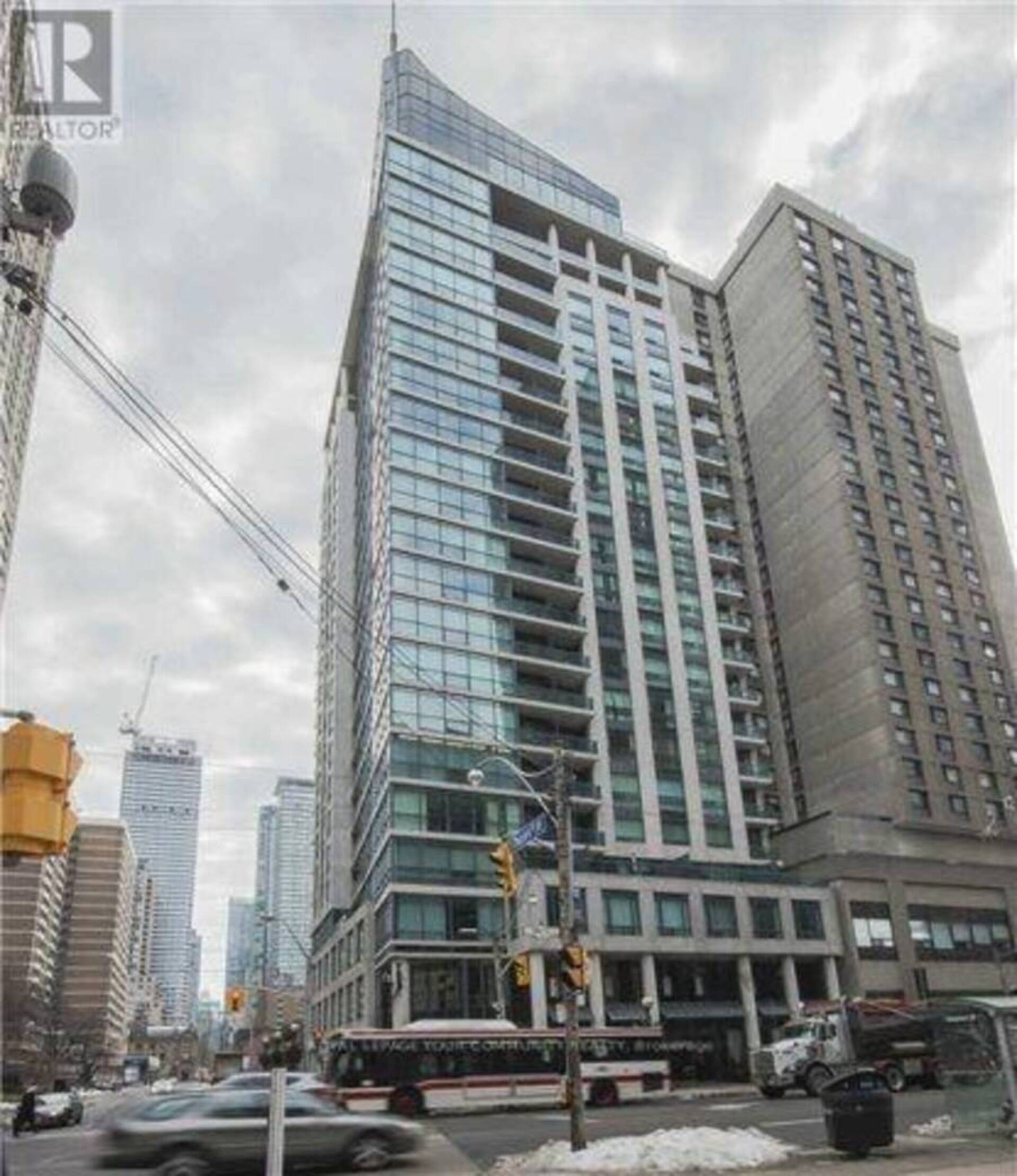 702 - 1121 BAY STREET Toronto