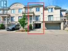 90 - 9133 BAYVIEW AVENUE Richmond Hill