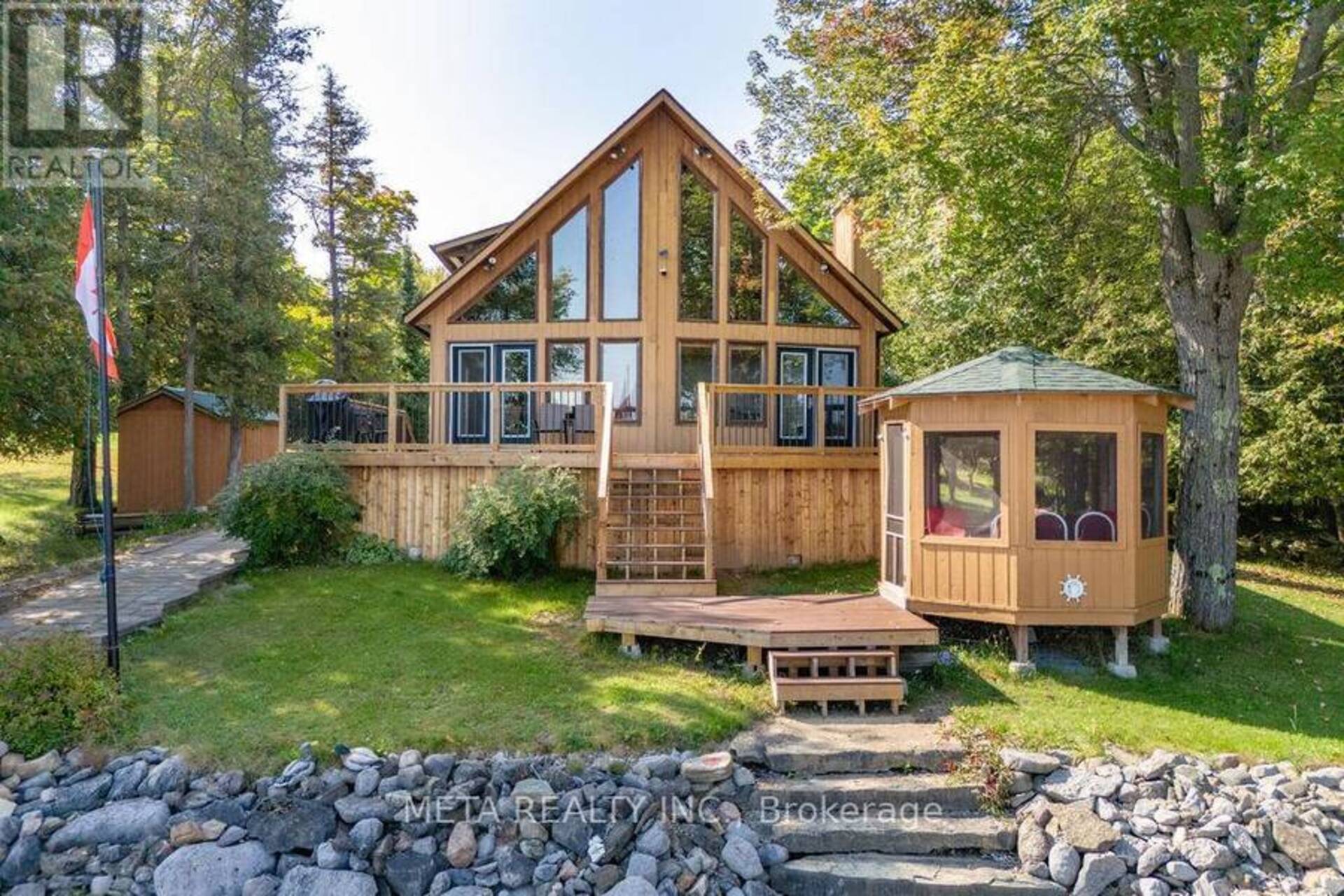 800 FOREST PARK ROAD Laurentian Valley