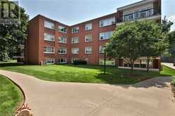 102 - 2054 COURTLAND DRIVE Burlington