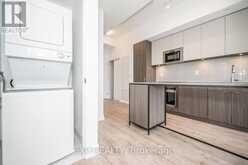 517 - 220 MISSINNIHE WAY Mississauga