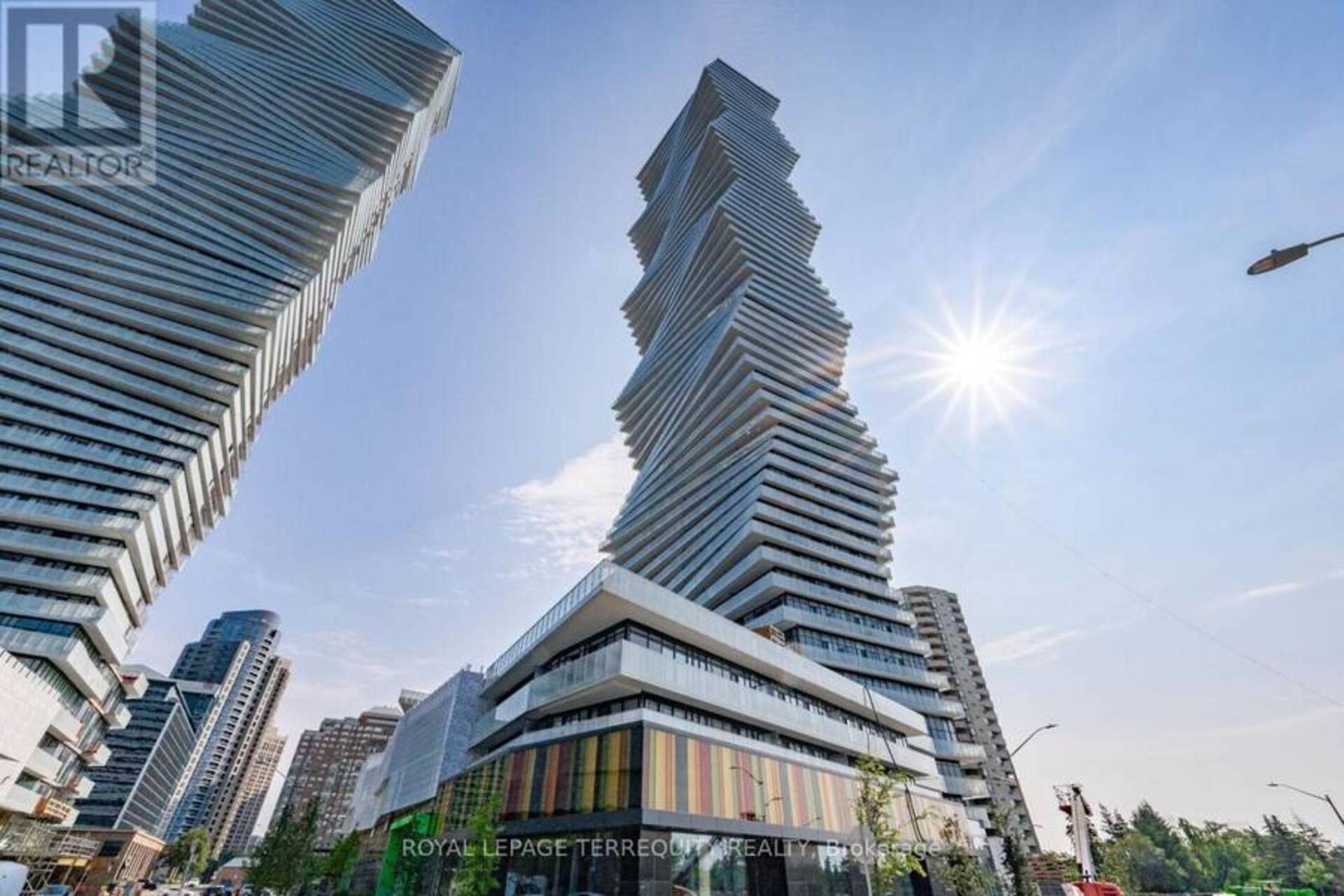 2406 - 3883 QUARTZ ROAD S Mississauga