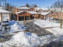 542 MCLEOD CRESCENT Pickering