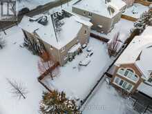 86 VILLAGE GREEN DRIVE Vaughan