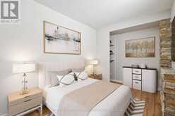 512 - 2261 LAKE SHORE BOULEVARD W Toronto