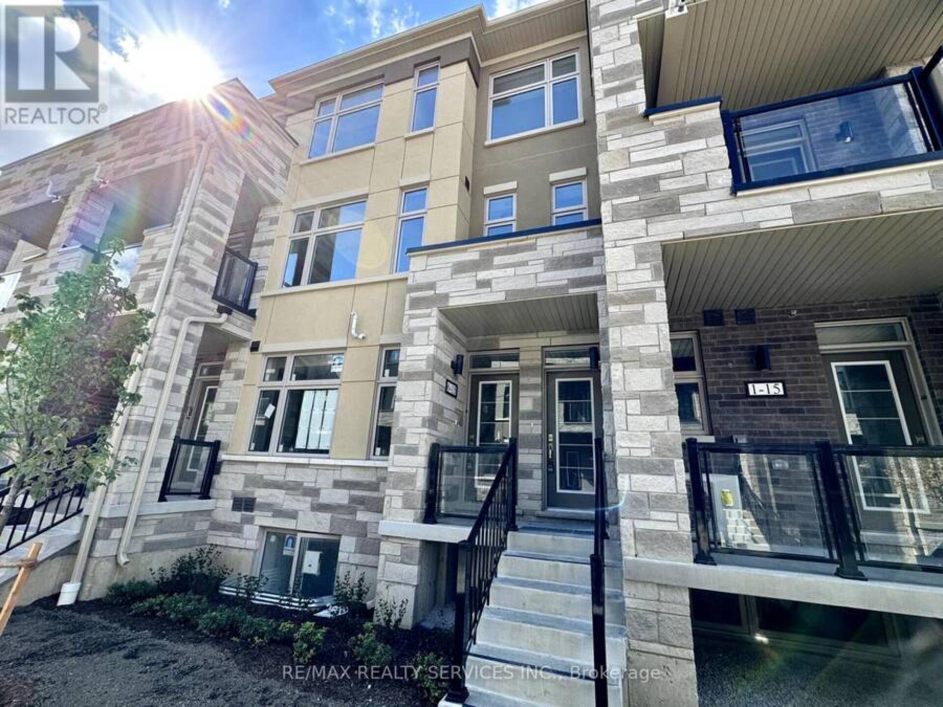 6 - 15 FIELDRIDGE CRESCENT Brampton