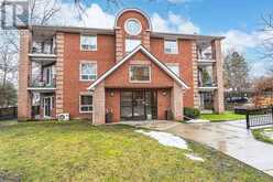 303 - 131 CLAPPERTON STREET Barrie