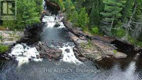 #1 - 1006 FOXPOINT ROAD Lake of Bays