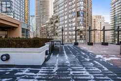 618 - 11 ST JOSEPH STREET Toronto