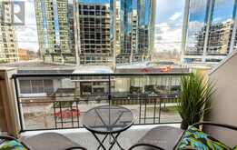 411 - 2 ABERFOYLE CRESCENT Toronto