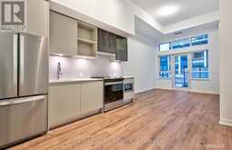 112 - 405 DUNDAS STREET W Oakville