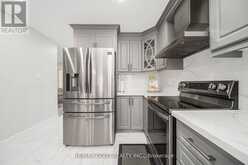 76 LARKSPUR ROAD N Brampton