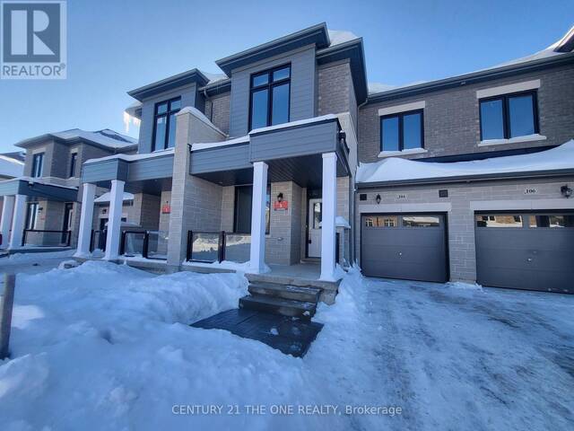 104 KENNETH ROGERS CRESCENT East Gwillimbury Ontario