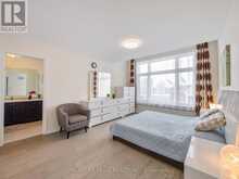 4 GOLDENEYE DRIVE East Gwillimbury