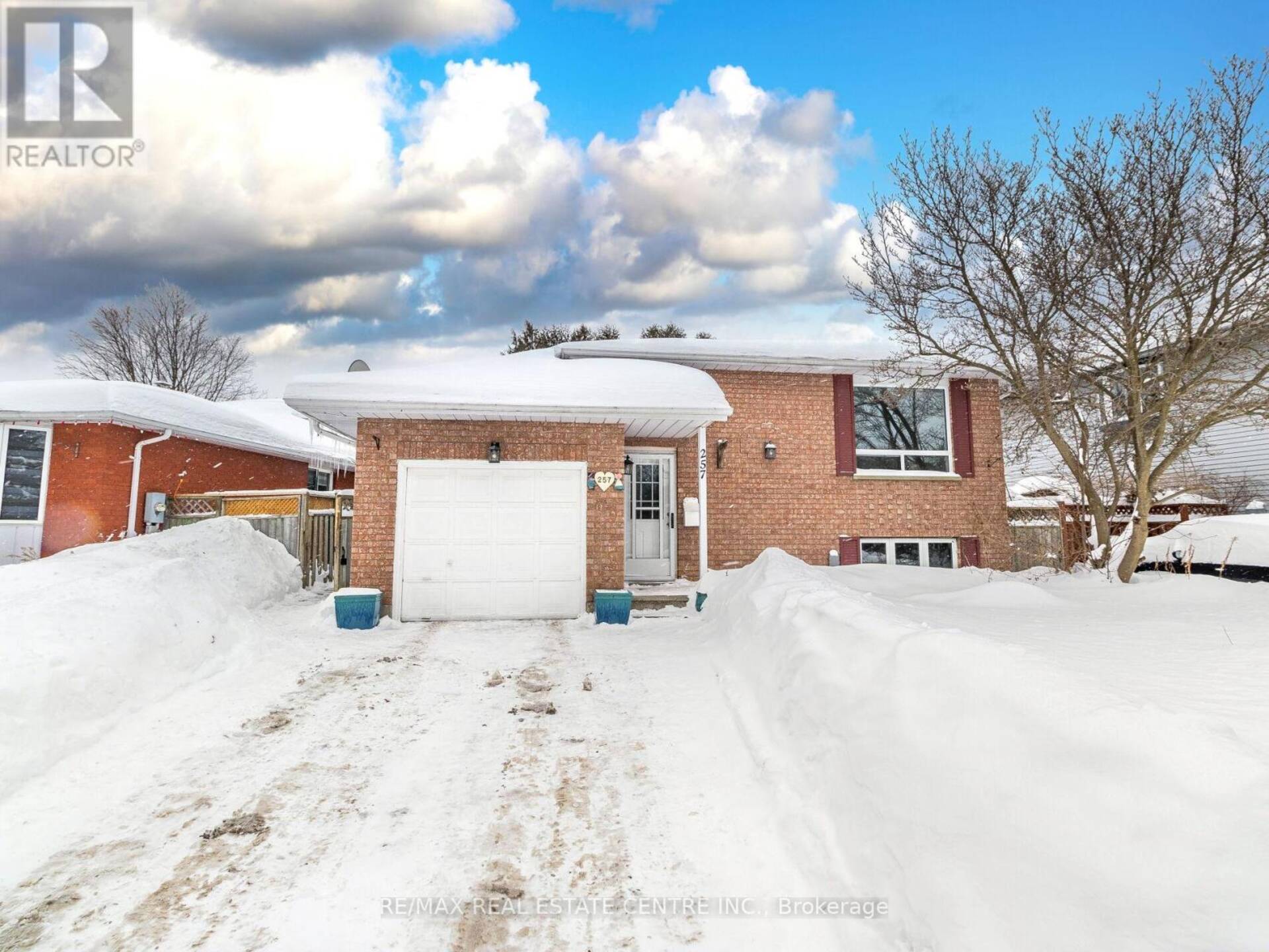 257 COUNTRY HILL DRIVE Kitchener