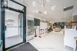 844 DUNDAS STREET W Toronto